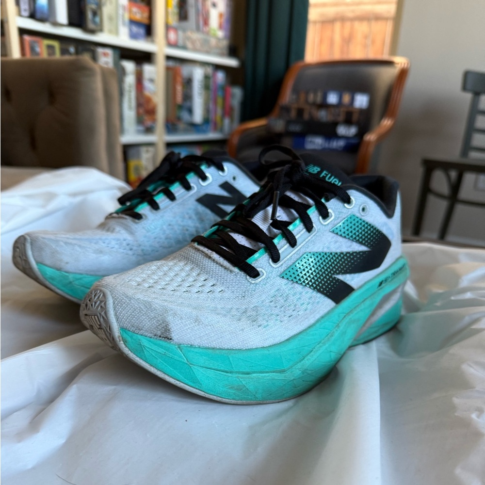 New Balance SuperComp V3